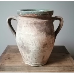 Poterie ancienne intèrieur...